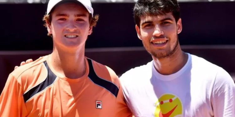 Alcaraz exalta nova geração e destaca João Fonseca: “Seu tênis é incrível”