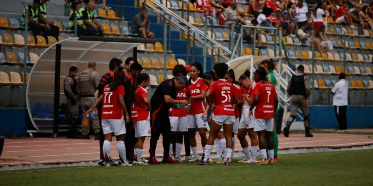 CBF pede punição ao Inter após caso de racismo no Brasileirão Feminino