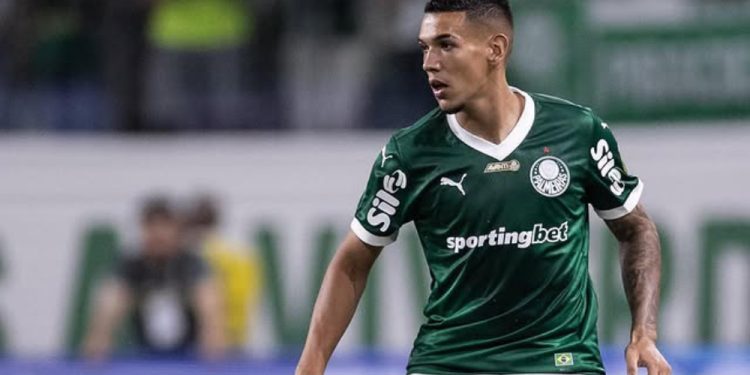 Palmeiras recusa proposta do Botafogo por Naves