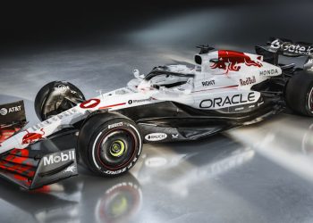 Red Bull revela pintura branca no GP do Japão em homenagem à Honda