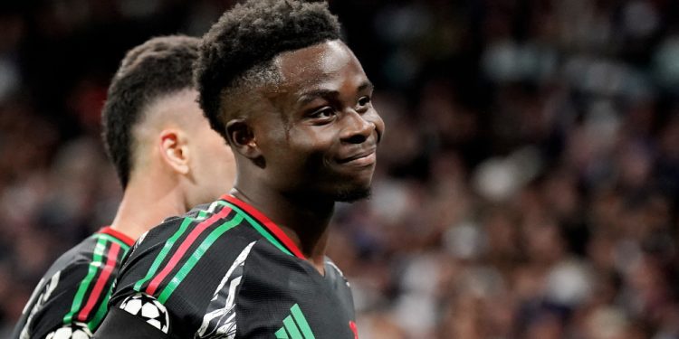 Arsenal elimina Real Madrid e encara o PSG na semifinal da Champions