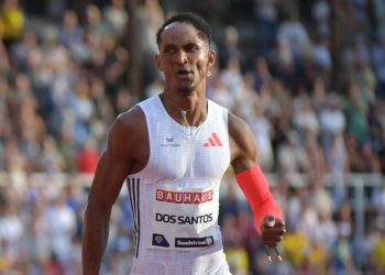 Alison dos Santos fica em segundo em etapa da Diamond League na Suécia
