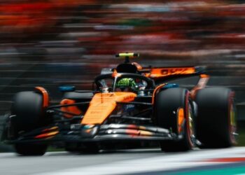 Norris lidera dobradinha da McLaren no TL3 na Áustria; Bortoleto é décimo