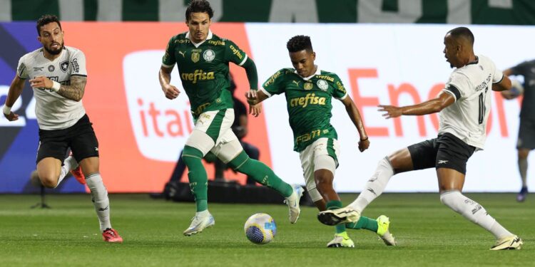 Todos classificados, brasileiros já fizeram bom papel na Copa do Mundo