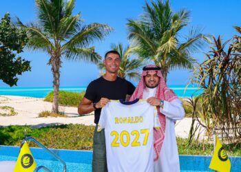 Cristiano Ronaldo renova com Al Nassr até 2027: “Vamos juntos fazer história”