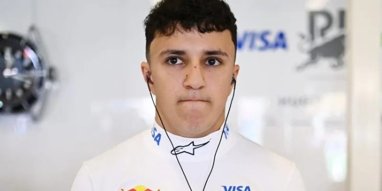 Christijan Albers, ex-piloto de Fórmula 1, aconselha Hadjar a sair da família Red Bull 