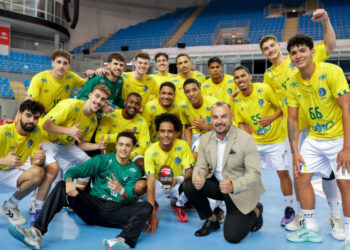 Brasil domina Uruguai e vence a primeira no Mundial de Handebol Sub-21