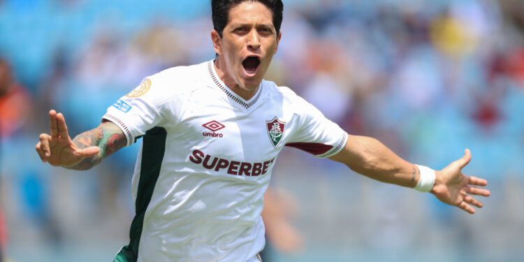 Fluminense vence a Inter de Milão e vai às quartas da Copa do Mundo de Clubes