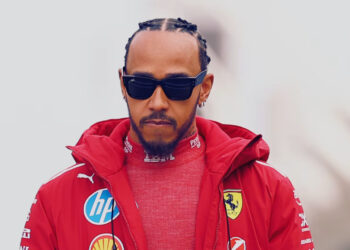 Hamilton reafirma que Ferrari deve mudar o foco para 2026: “Precisamos fazer muitas mudanças”