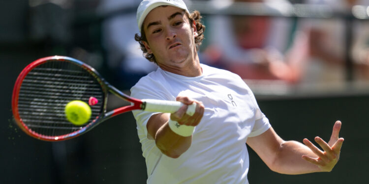 João Fonseca elimina freguês britânico e vence pela primeira vez em Wimbledon