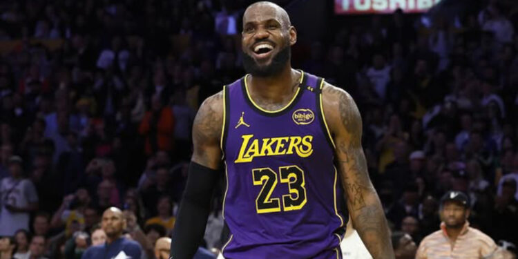 Família Buss confirma venda do Los Angeles Lakers por valor recorde