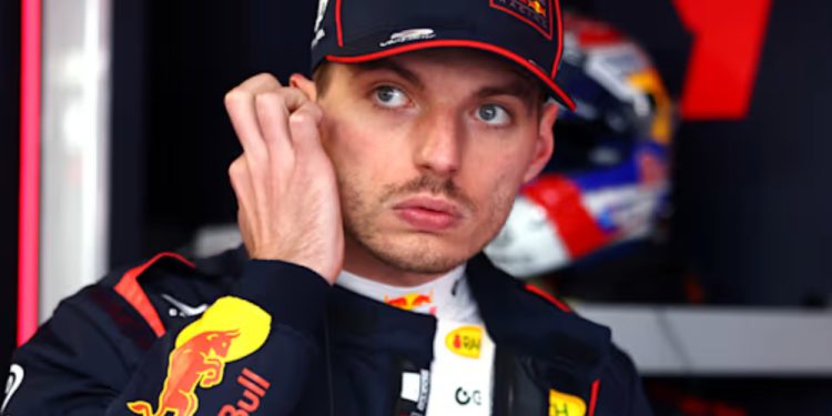 Verstappen reconhece erro em duelo com Russell na Espanha: “Manobra não foi correta”