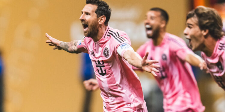 Maior vencedor da história, Messi chega aos 38 anos em busca de novas marcas