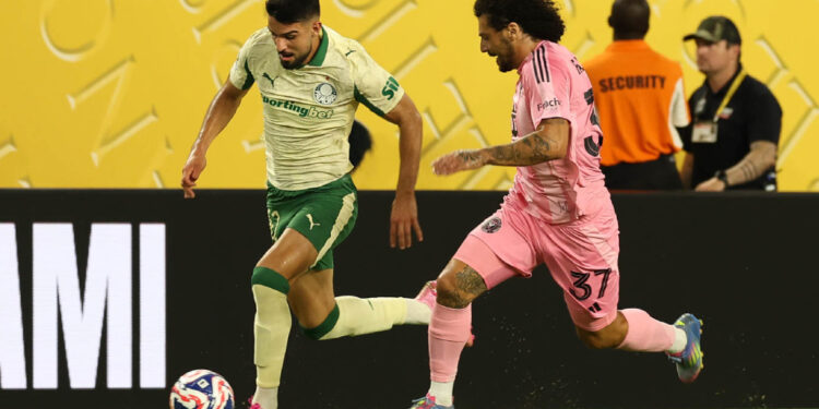 Palmeiras arranca empate com o Inter Miami e encara o Botafogo nas oitavas