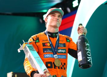 Piastri iguala marca de Senna na McLaren e mira recorde de Hamilton