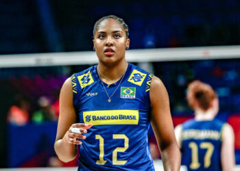 Ana Cristina sofre lesão no joelho e desfalca seleção na Liga das Nações