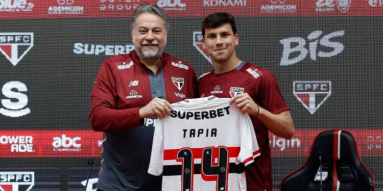 Tapia destaca versatilidade na chegada ao São Paulo: “Posso jogar em todas as posições do ataque”