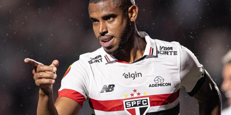 São Paulo confirma lesões de André Silva e Marcos Antônio