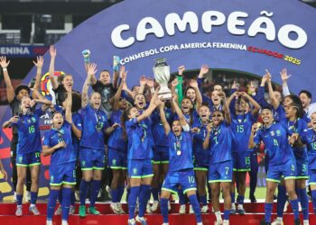 Apesar de título da Copa América, Brasil cai no ranking da Fifa