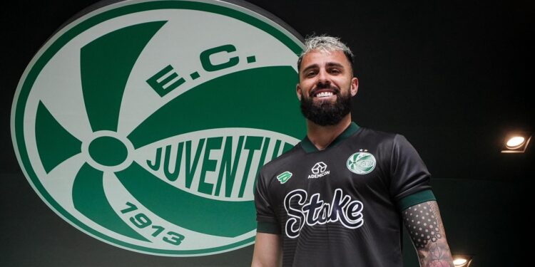 Juventude anuncia as contratações de Jandrei e Igor Formiga