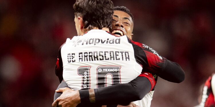 Flamengo reina quase solitário no continente. Já dá para admitir?