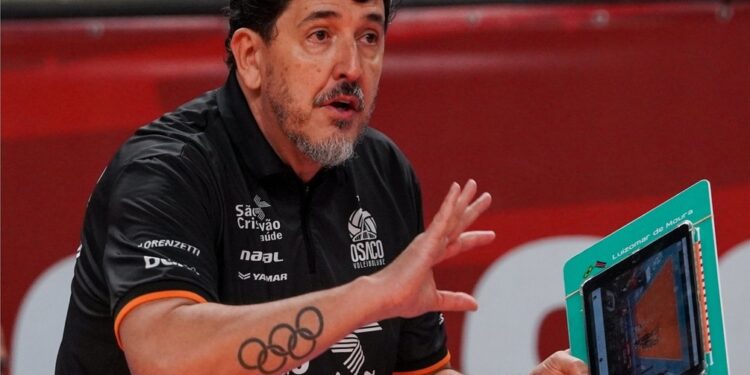 Luizomar Moura é o novo técnico da seleção feminina de vôlei de Cuba