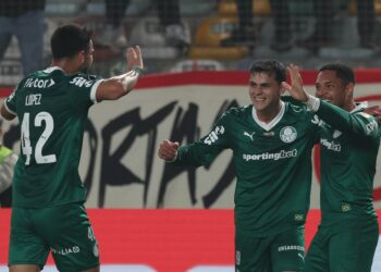 Palmeiras segue com 100% de aproveitamento na Libertadores após golear o Universitario