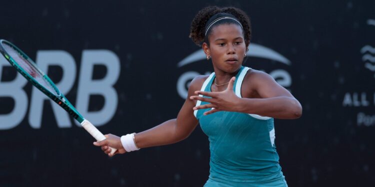 Victoria Barros e Naná ganham convite para disputar a chave principal do SP Open