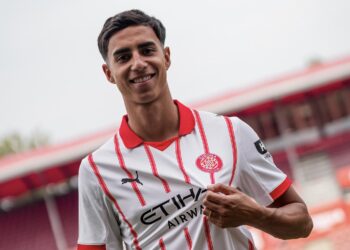 Revelado pelo Palmeiras, Vitor Reis é emprestado pelo Manchester City ao Girona