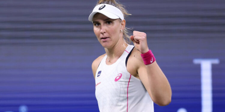 Bia Haddad arrasa ex-top 3 e avança às oitavas de final do US Open