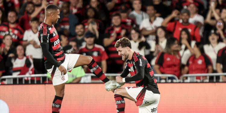 Flamengo vence Mirassol no Maracanã e mantém liderança do Brasileirão