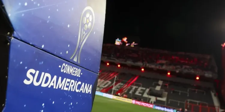 Independiente bane 25 pessoas de frequentar estádio após confusão em partida da Sul-Americana