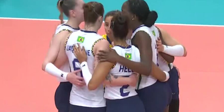 Brasil bate a República Dominicana e avança à semifinal no vôlei feminino