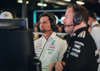 Toto Wolff exalta vitória de Verstappen em Monza: “Fez com que todos parecessem bobos”