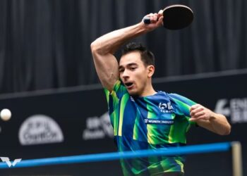 Calderano vira partida e vai às oitavas do WTT de Macau; Bruna também avança