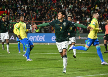 Futebol dá aos bolivianos um dia de orgulho