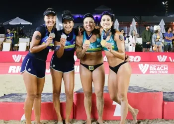 Carol Solberg e Rebecca conquistam Etapa Elite do Circuito Mundial