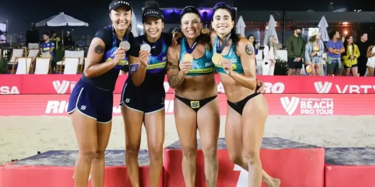 Carol Solberg e Rebecca conquistam Etapa Elite do Circuito Mundial