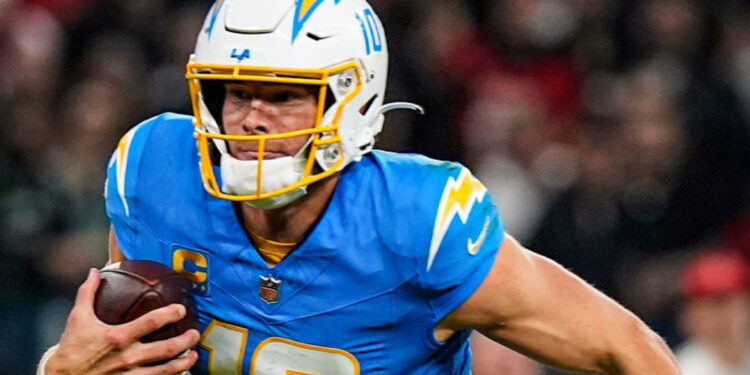 Chargers vencem Chiefs em São Paulo e encerram tabu na NFL