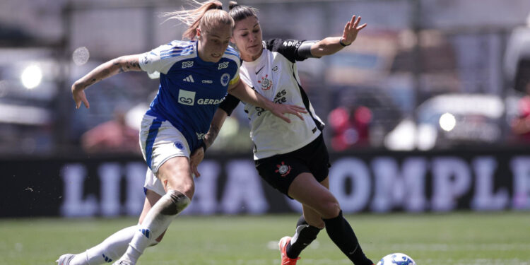 Cruzeiro e Corinthians empatam no jogo de ida da final do Brasileirão Feminino