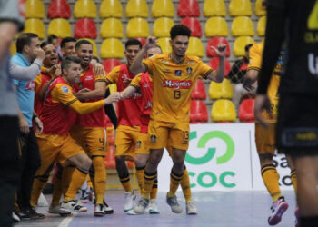 Magnus vence o Praia Clube e retoma liderança da LNF