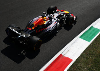 Verstappen ofusca McLaren e vence GP da Itália; Bortoleto é oitavo e volta a pontuar