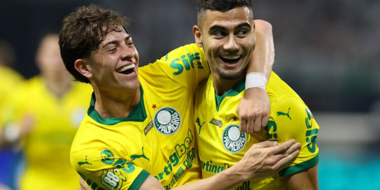 Palmeiras é o vencedor da rodada espremida entre a Libertadores