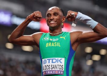 Alison dos Santos é prata nos 400m com barreiras no Mundial de Tóquio