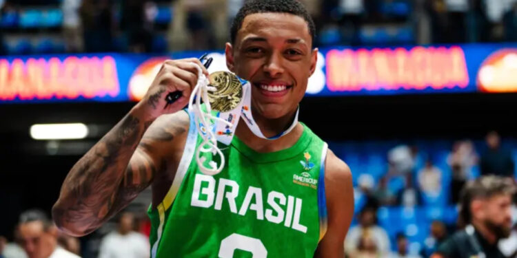 Yago Santos exalta união da equipe na conquista da AmeriCup após 16 anos