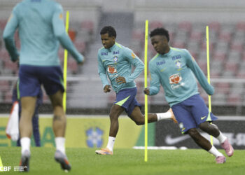 Ancelotti comanda primeiro treino da seleção na Coreia do Sul