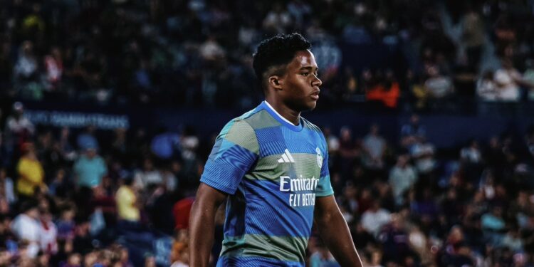 Endrick pode ser emprestado pelo Real Madrid, diz jornal espanhol