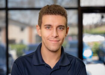 Grande Mestre de xadrez, Daniel Naroditsky morre aos 29 anos