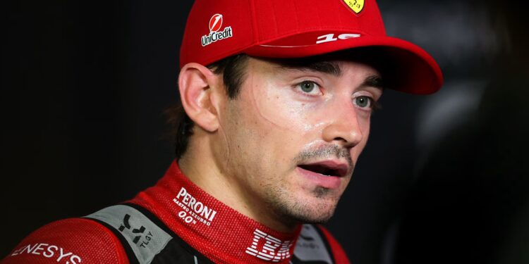 Leclerc desabafa após Singapura e diz que Ferrari não tem solução