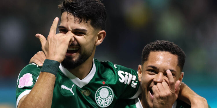 Palmeiras vence o Vasco em casa para assumir a vice-liderança do Brasileirão